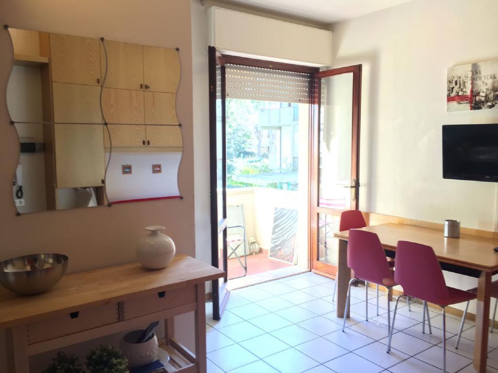 Garden Apartment *